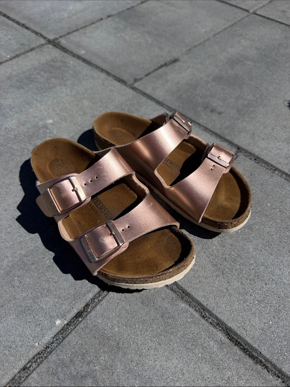 Birkenstock Kids Metallic Rose Gold Sandals C13